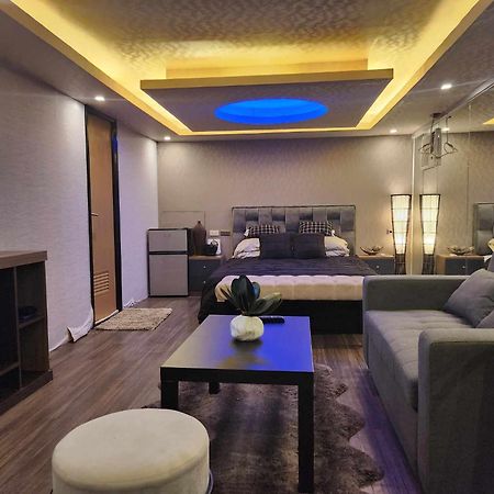 Avana Hills Boracay Liltime Deluxe Suite 발라박 외부 사진