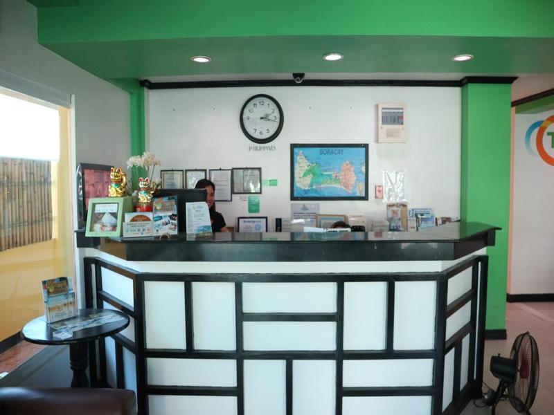Avana Hills Boracay Liltime Deluxe Suite 발라박 외부 사진